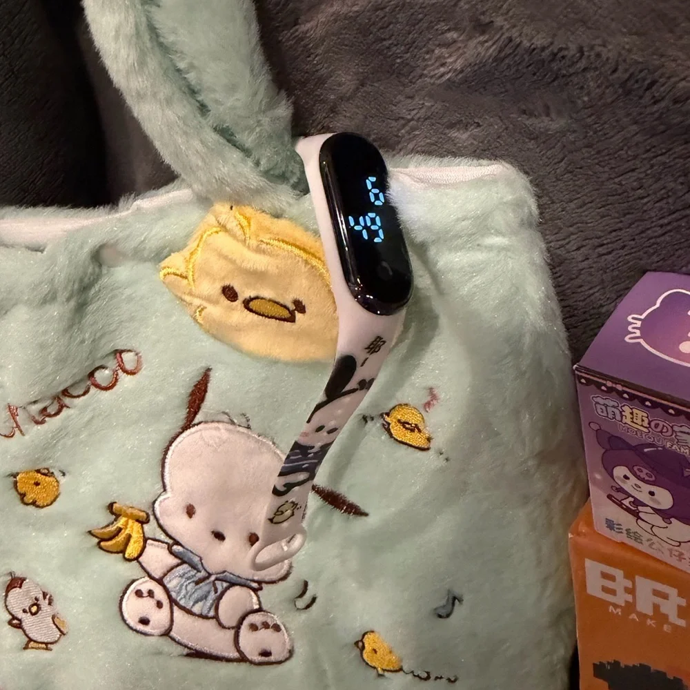 💚Sanrio Pochacco Green Plush Tote Bag with snap closure and 20+ Accessories